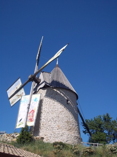 Installation au Moulin d'Omer Cucugnan